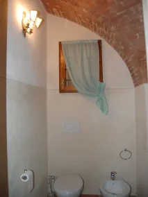 Delizioso Monolocale nel Cuore di Buonconvento - Image 2