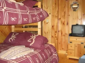 Mousam Lake Lodge dekoreret 3 soveværelser bjælkehytte W / Sandy Beach - Image 4