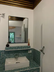 Voll ausgestatteter Bungalow in einem wunderschönen Dschungelgarten in der Nähe von Stränden - Image 3