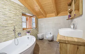 2 Bedroom Beautiful Home In Terzolas - Image 5