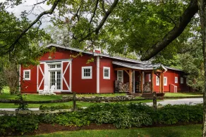 Renovated 2 BR/1BA guest house on private 18-acre property - Image 2