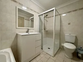 Sydney Two-Level 3BDR 3BATH near CBD & Olympic Park - Image 2