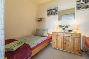 Holiday Apartment \"Harzblick\" with Mountain View, Balcony & Wi-Fi - Image 4