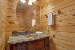 Pine Tree Lodge by Jackson Mountain Rentals - Image 4