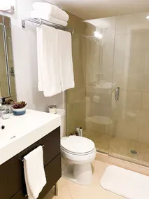 1st floor 3 BDRM w/ Private Beach, Remodeled & Steps to Pool - Image 2