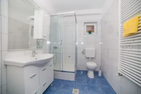Apt Blue - LÄGENHET 67 M2 - ETT SOVRUM, MODERN, KOMFORTABELL STOR BALKON, BAD3 - Image 2