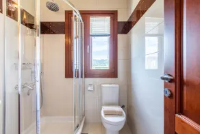 Gold Crest Home in Drapanias beach, Nopigia - Image 2