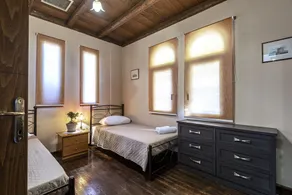 Selana House with outdoor pool - Image 5
