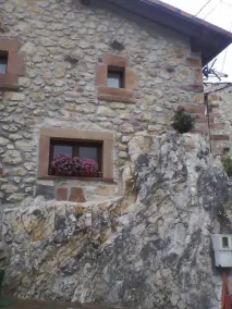 Albergue La Aldea - Hostel - Image 4