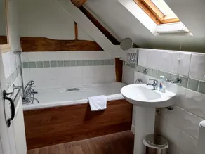 Willow Cottage - sleeps 2 guests  in 1 bedroom - Image 2