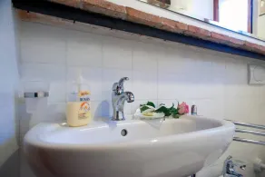 Your home in the center of Tuscany with Hot tub, Air Conditioning and Deck - Image 3
