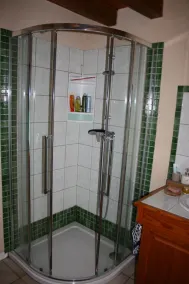 Ehemaliger Schafstall renoviert, ruhig, mit beheiztem Pool. - Image 3