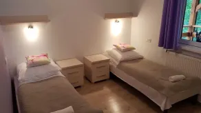 Domek uroczo położony we wsi Drynki, przy jeziorze Pozorty. Osada 4-ech domków - Image 4
