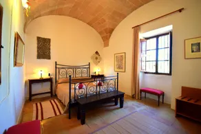 Modernized manor house with 4 bedrooms, 4 bathrooms, 1 WC - Image 3