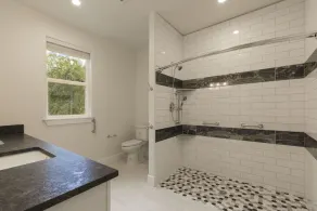 Nouvelle maison incroyable de Columbia Falls - Sentier de marche de la rivière Flathead - A / C pour les chaudes journées d'été - Image 3