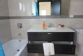 Modern/spacious 3/3.5 Villa ~ the views & Caribbean breeze will soothe your soul - Image 2