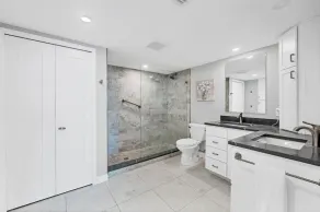 Anchorage Resort 8th Floor Condo In Siesta Key With Private Beach Access, Pool, Boat Dock! 2 Bedroom Condo - Image 3