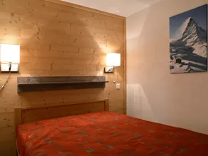 Appartement rénové proche des pistes avec balcon - Image 3