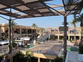 Great for golf and families, prime location for Villamartin Plaza - Image 2