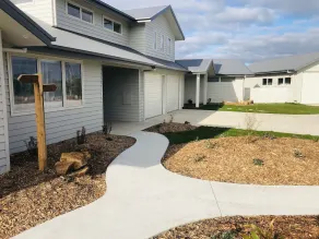 Grevillea King Suite. Inlet Waters Escape. Stroll the inlet & nature boardwalk. - Image 3