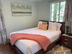 The Redlands Guesthouse: retraite romantique avec piscine dans le quartier historique - Image 5