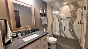 Spacious, Newly Constructed, Lake House - Image 3