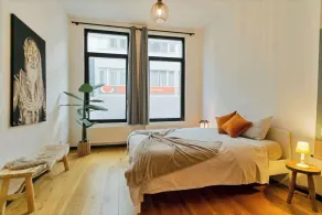 2-Bed Haven with Patio in Antwerp + Free parking - Image 4