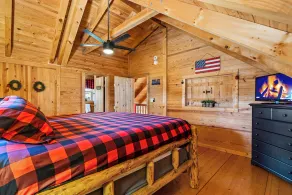 Log Cabin, UTK/Neyland, Smokies, 16acres, FP, HotTub, GameRoom, Fishing, Pets - Image 3