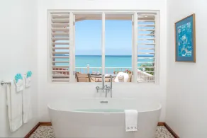 Beautiful Beachfront Villa in a Gated Community, Private Pool/Bar, Fully Staffed - Image 2