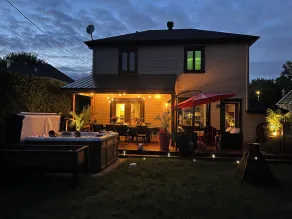 Perfect Family Getaway, 5 bdr- HOT TUB, trampoline, bring the grand-parents! - Image 3