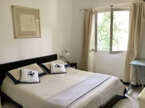 Komfortable und elegante Wohnung mit grünen Terrassen - Image 4