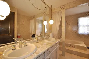 Vivre comme une reine dans une maison de style superbe chalet - Image 2