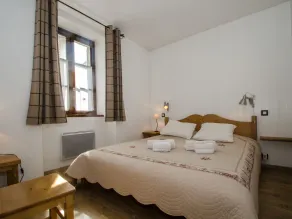 Chamonix Apartment 3* - 4 People + Pets Allowed - Image 4