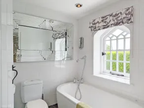 Chichester Lodge -  a cottage that sleeps 8 guests  in 4 bedrooms - Image 3