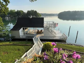 Familienfreundlich / Riesendock / No Wake Cove / Kajaks / Blick auf die Berge / Feuerstelle / Wifi / Spiele - Image 4
