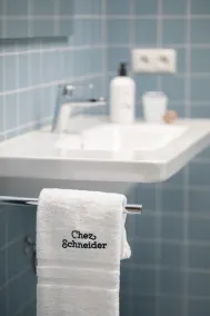Schickes Apartment in Denkmalgeschütztem Haus in Seenähe - Image 3