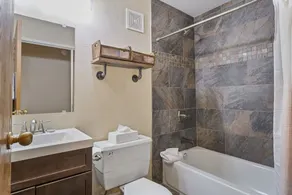 Bridge End 1 Bedroom Condo #206 by RedAwning - Image 2