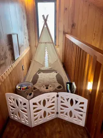 Serenity Now - Family and pet friendly, hot tub, firepit, deluxe peaceful retrea - Image 3