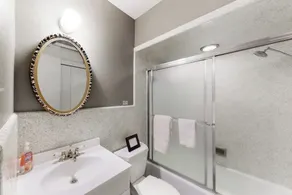 Wonderful Lakefront Home with Yard, Water Views, Central AC, WiFi, Private W/D - Image 3