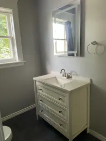 Spacious house, 5 min walk to downtown- cafes, restaurants, and pubs - Image 2