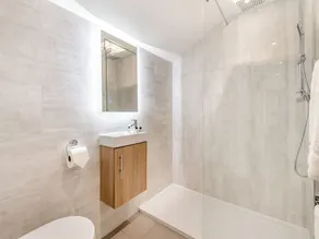 2 bedroom accommodation in Wainfleet, near Skegness - Image 2