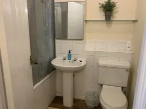 Cosy Corner House - Image 2