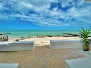 Coastal Casual Bliss: Beach + Pool + Rooftop Deck + Generator + Fast Internet - Image 4