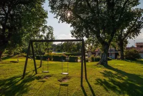 Holiday apartment with swimming pool - Image 4