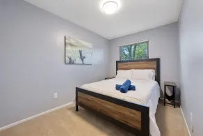 Adorable 3 bed, 1.5 bath Ranch Home with fenced yard - Image 4