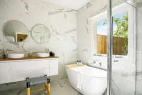 A Relaxing Retreat- easy walk to Hepburn. 5GWIFI&NETFLIX - Image 4