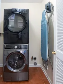Newly Furnished One Bedroom Midterm Rental with Utilities  Blazing Fast Internet - Image 2