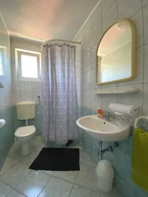 4-Zimmer-Ferienwohnung am Strand Sucuraj, Hvar (A-578-a) - Image 3