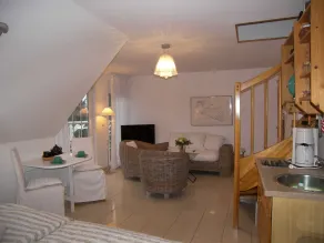 Vacation apartment 1 Kranich - Holiday home 1A - 15 minutes by bike to the - Image 3