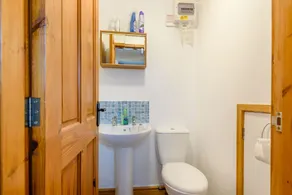 YSTABL - STABLE, romantic, with hot tub in Betws Yn Rhos - Image 3